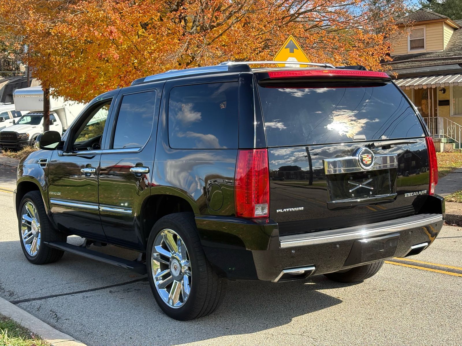 2014 Cadillac Escalade 8