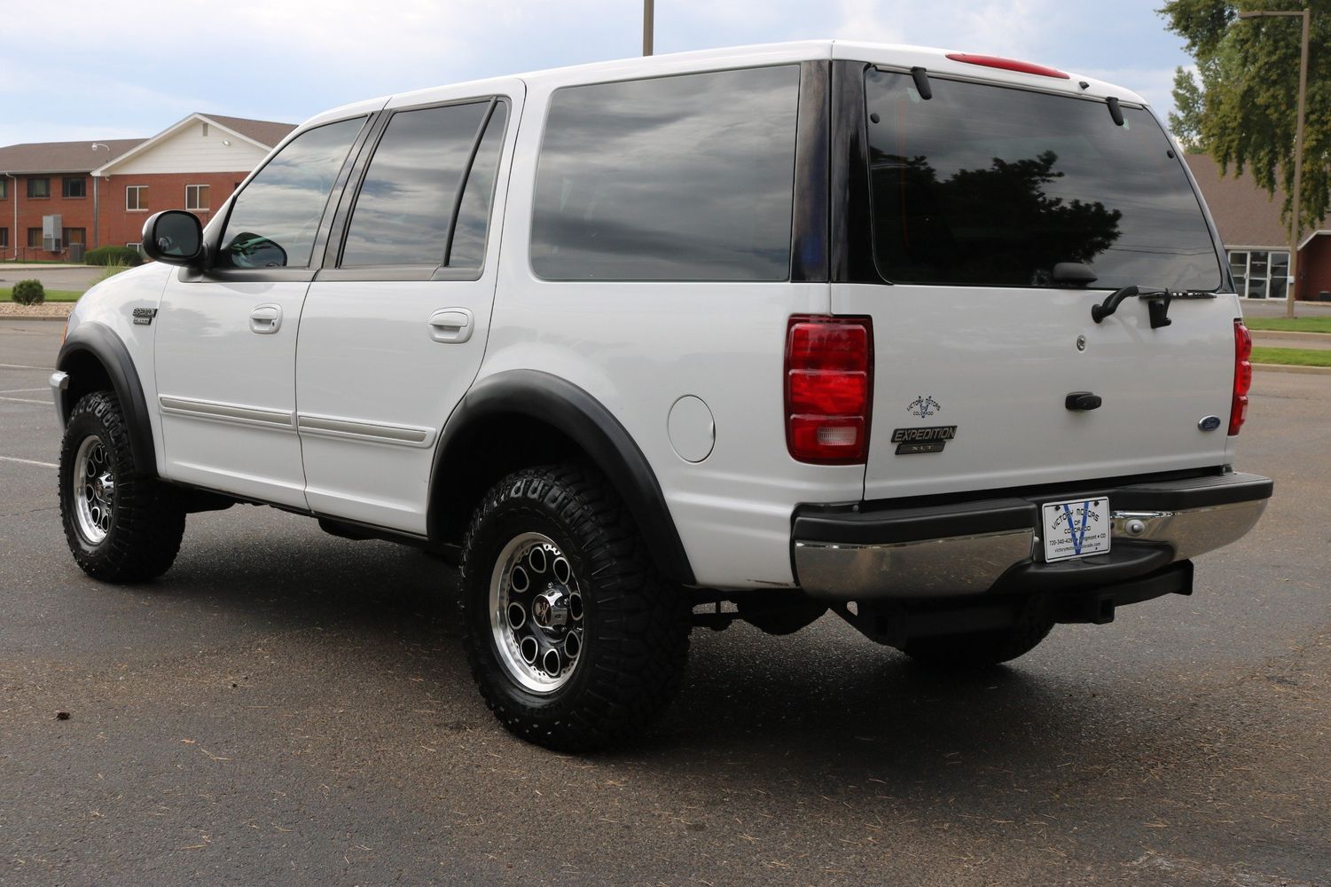 1997 Ford Expedition XLT | Victory Motors of Colorado