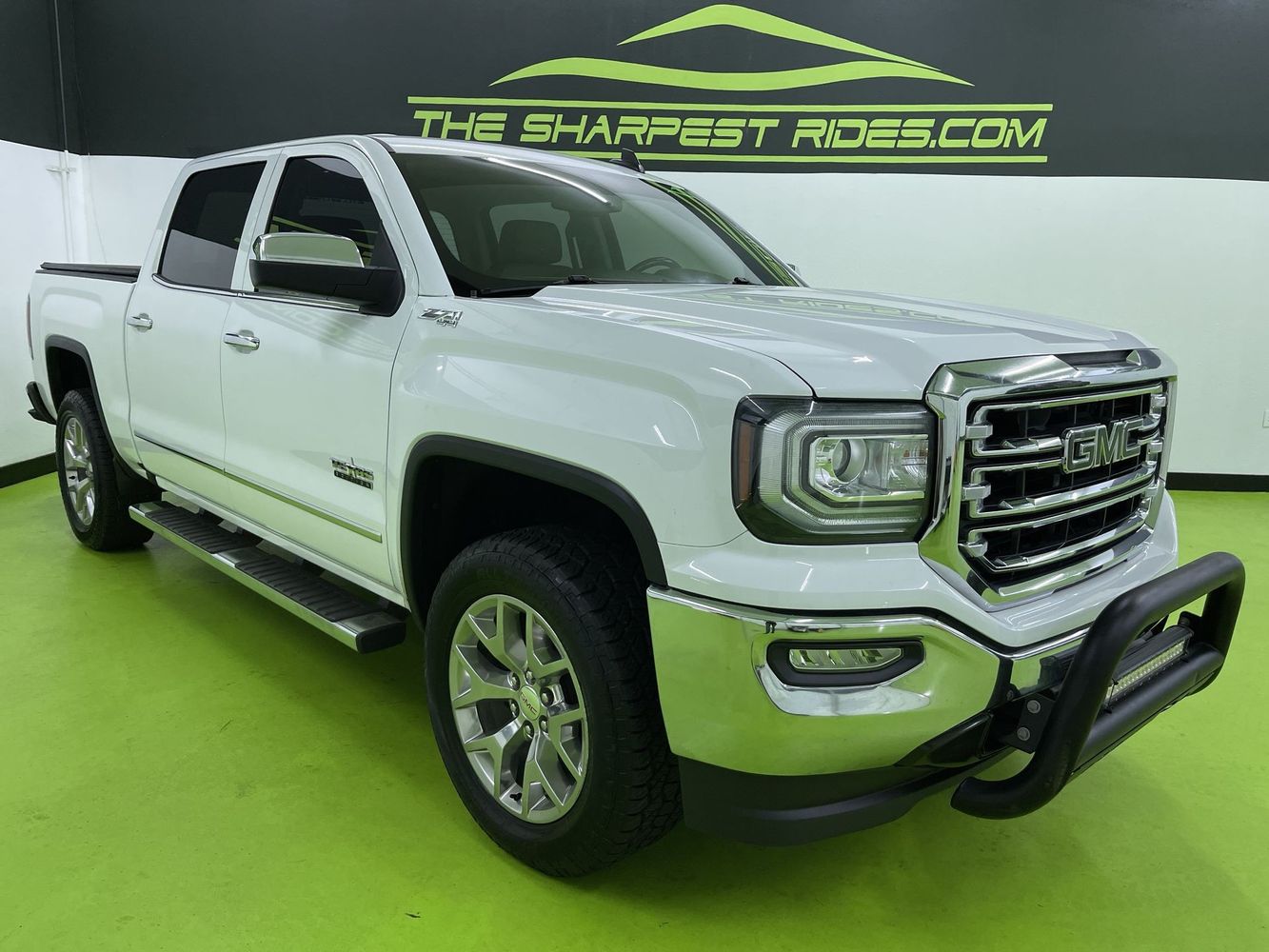 2018 Gmc Sierra 1500 SLT photo 2