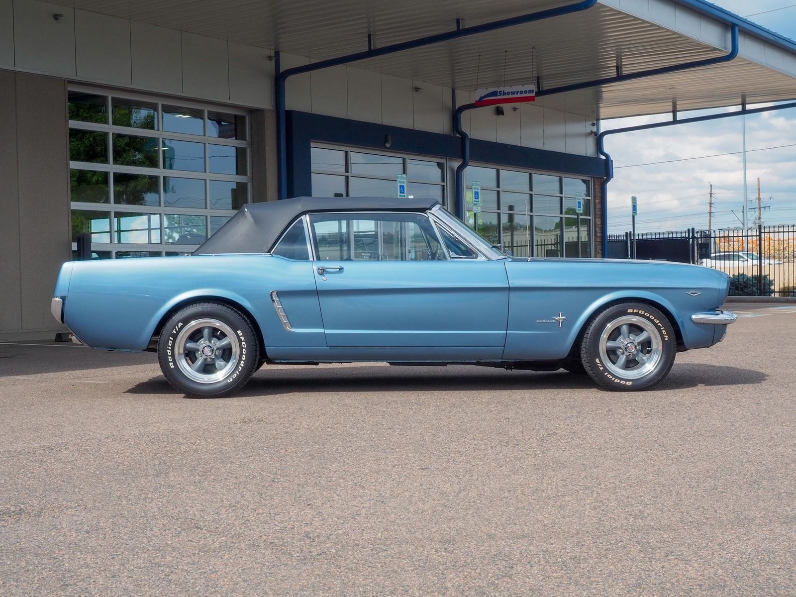 1965 Ford Mustang 9