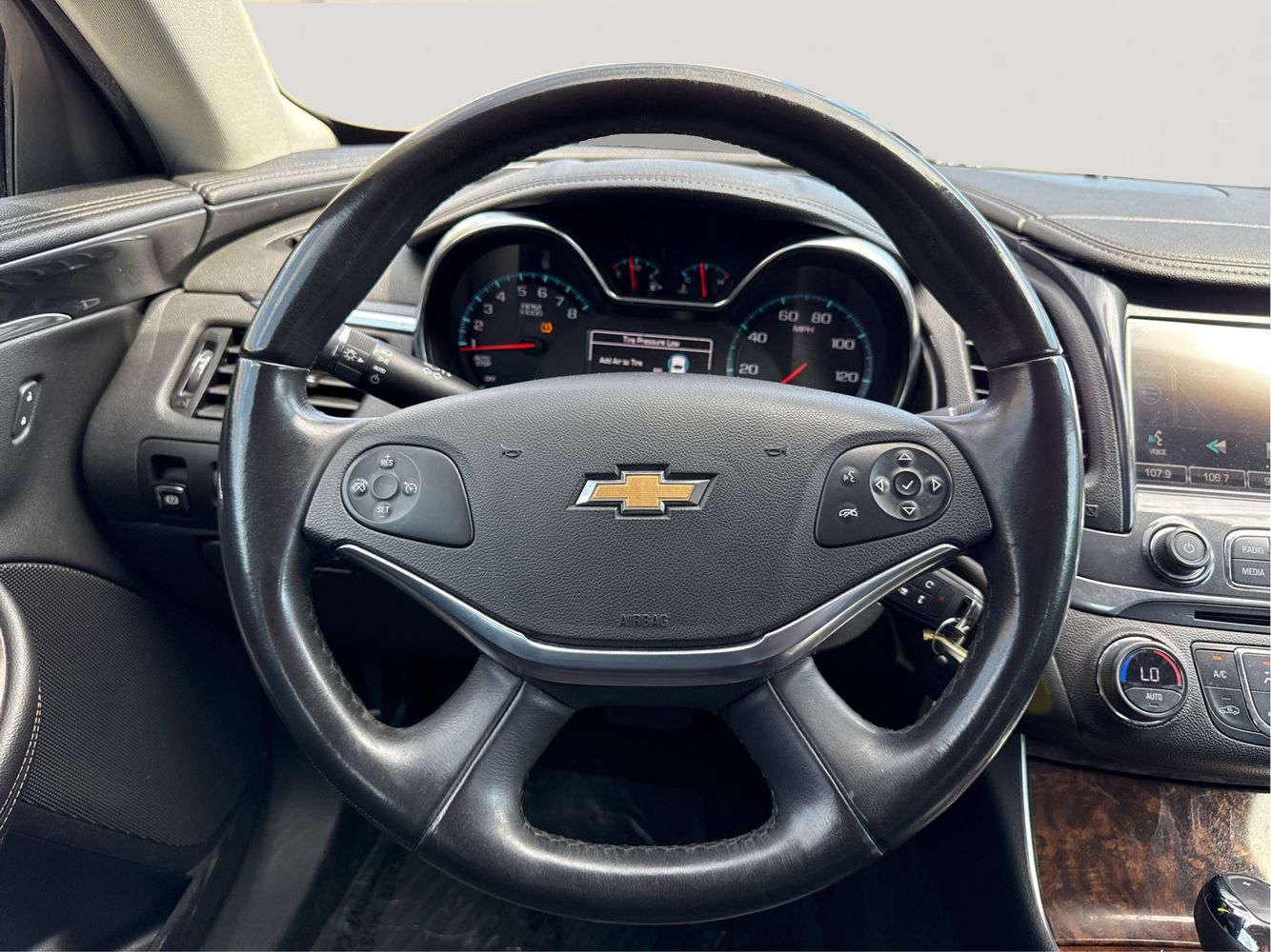 2015 Chevrolet Impala 1LT photo 29