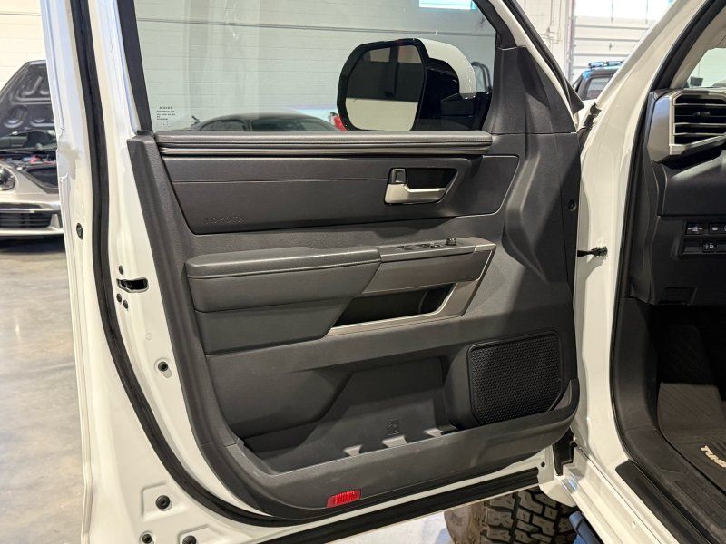 2022 Toyota Tundra SR5, photo 9