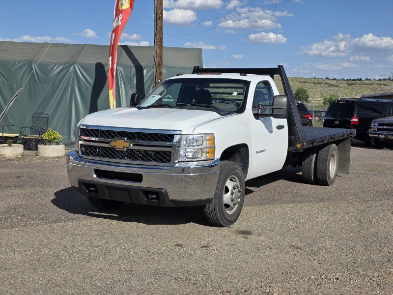 White 2013 Chevrolet Silverado 3500HD Chassis Pickup Truck  6-Speed Automatic