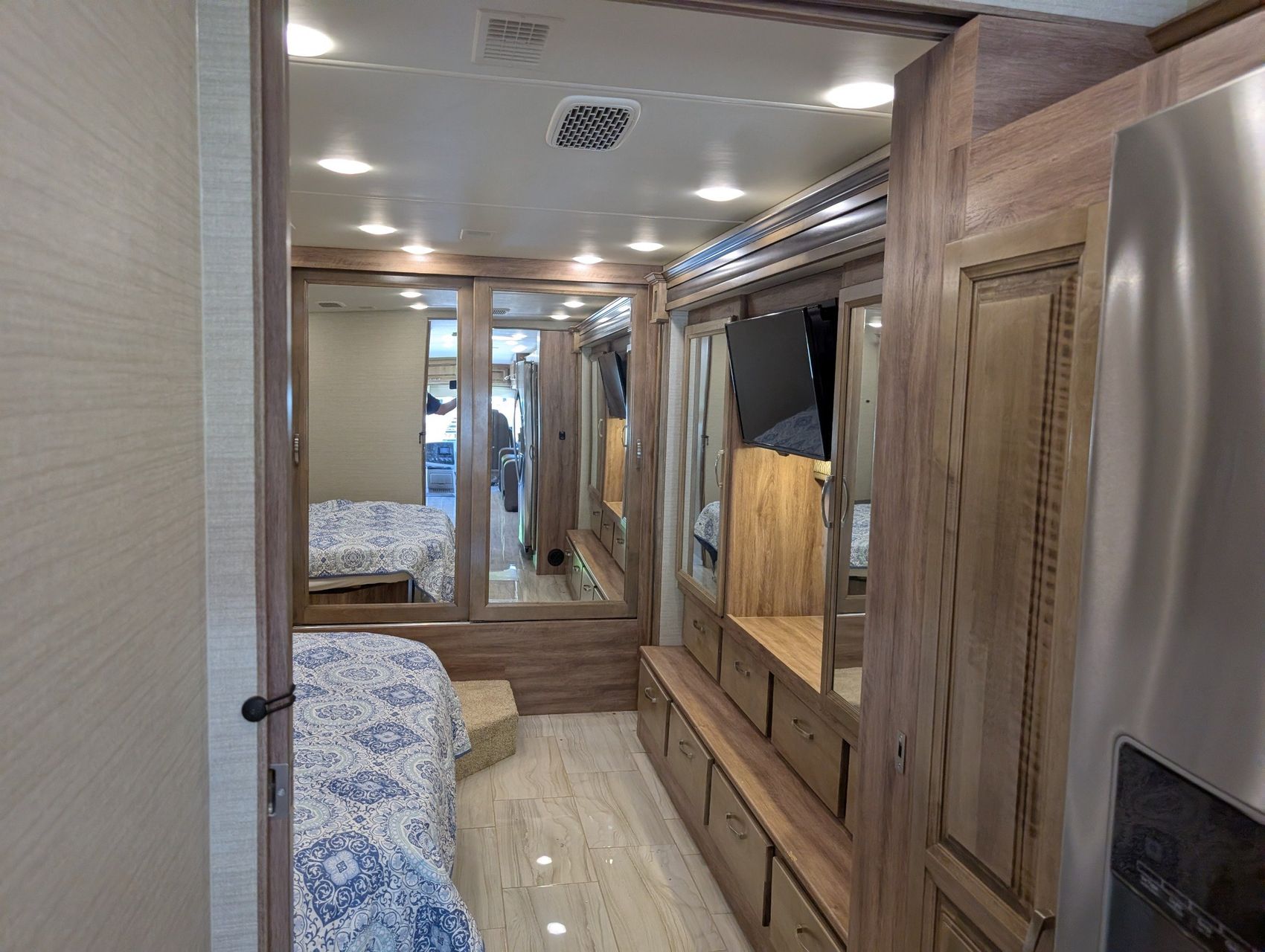 2019 Jayco Embark 91
