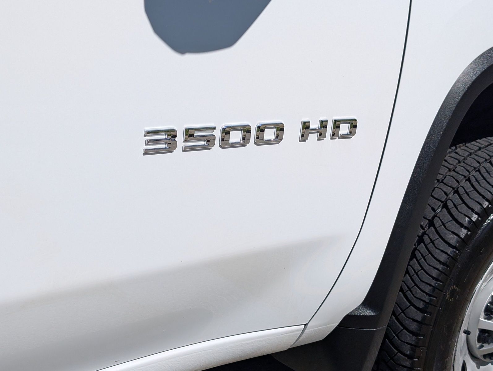 2025 Chevrolet Silverado 3500HD 16