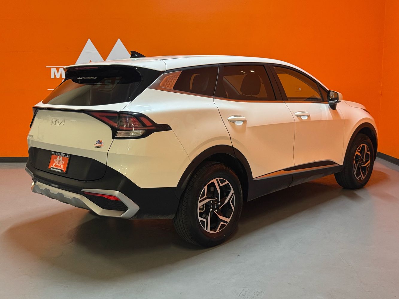 2024 Kia Sportage LX photo 4