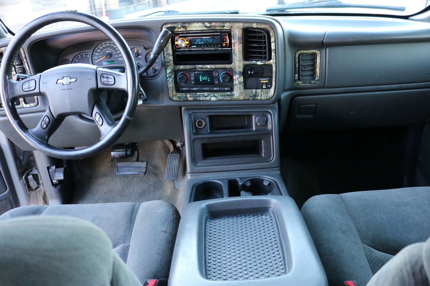 2004 Chevrolet Silverado 2500HD LT | Victory Motors of Colorado