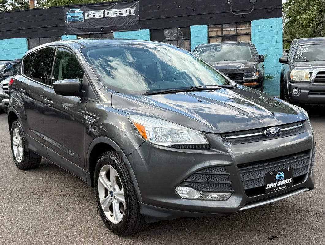 Gray 2016 Ford Escape SUV / Crossover All-Wheel Drive 6-Speed Automatic