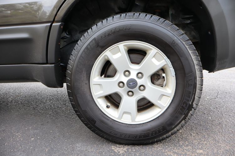 2007 Ford Escape Tire Sizenull