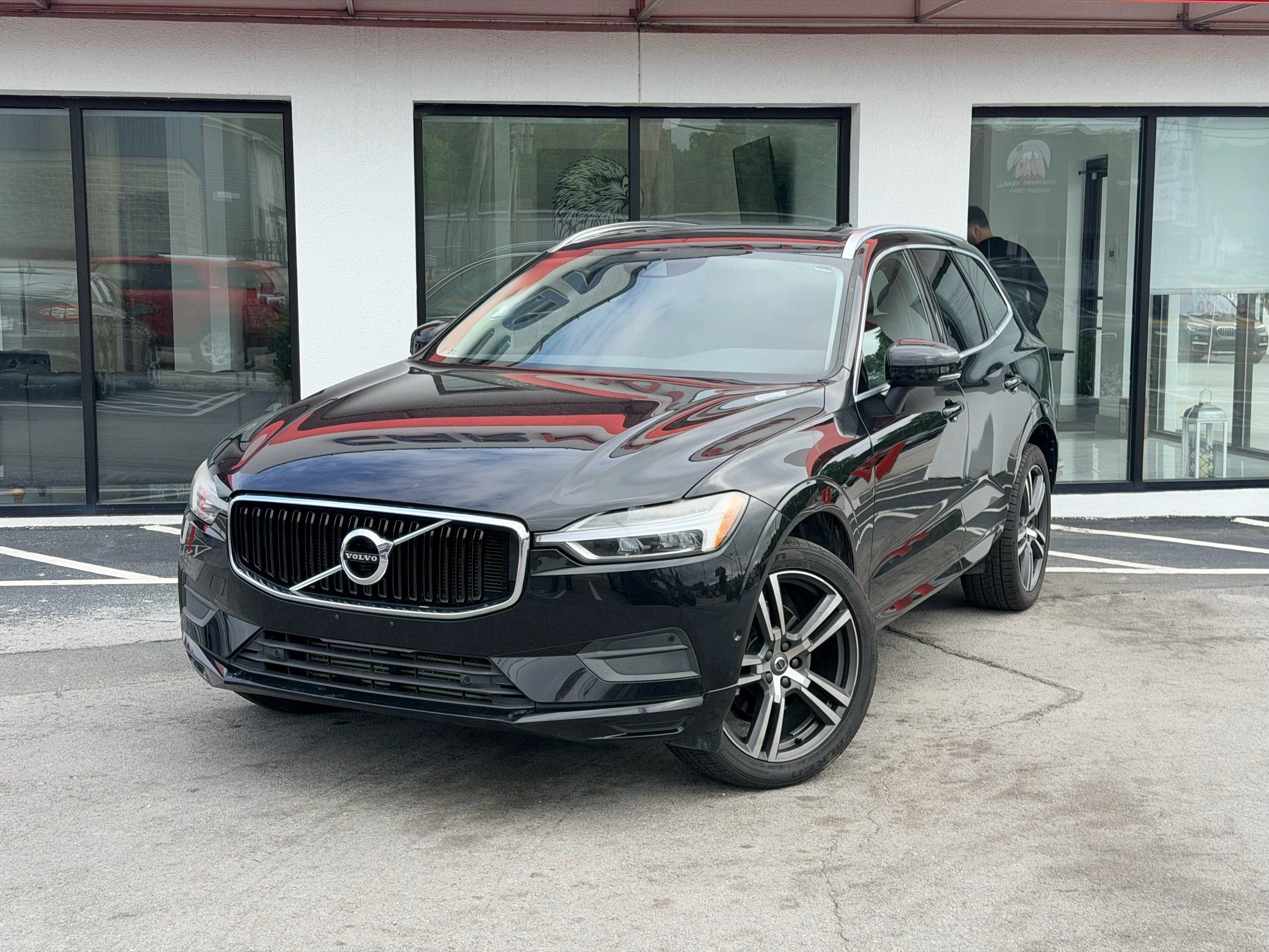 2018 Volvo XC60 T5 Momentum AWD's photo