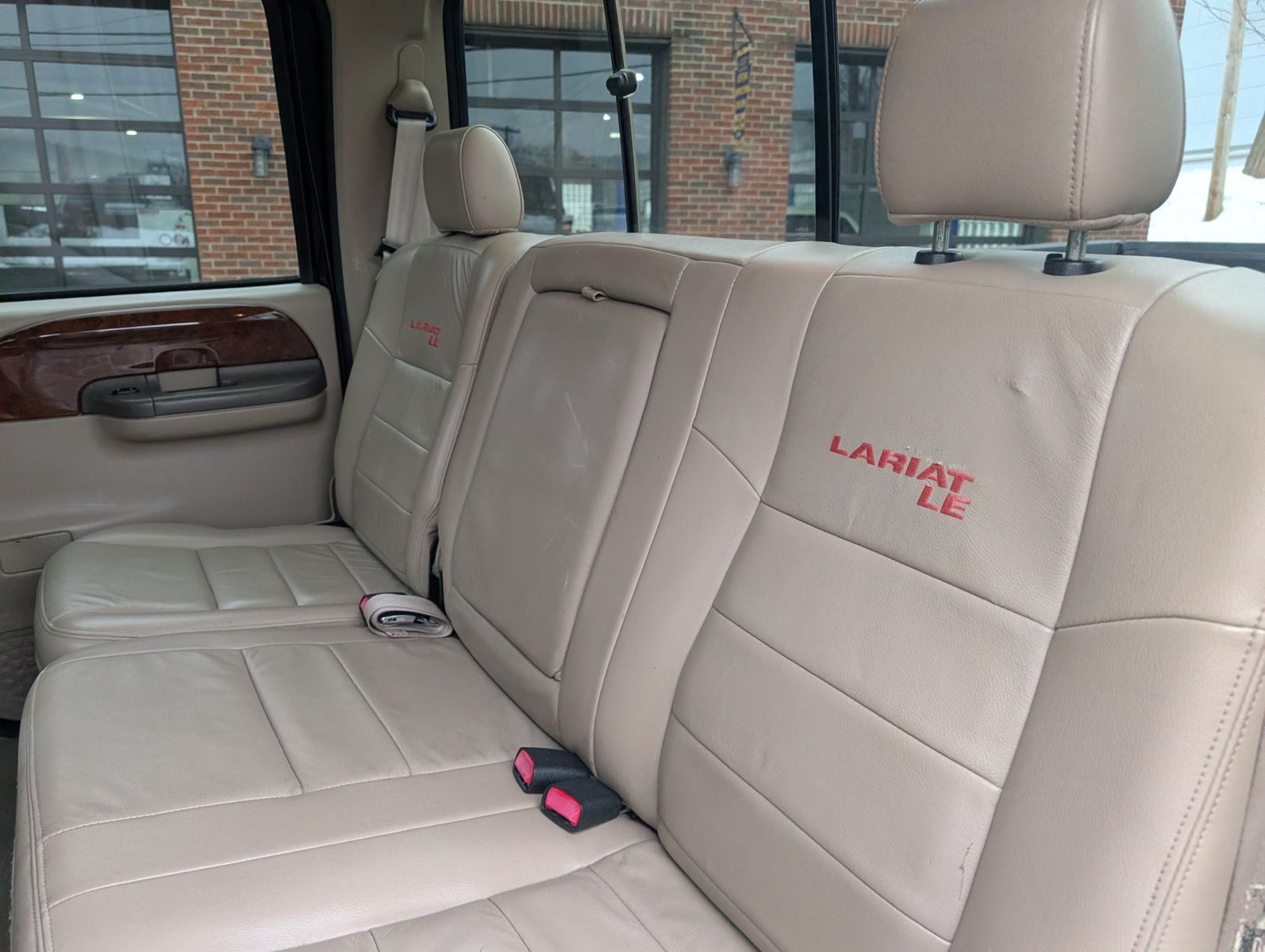 2004 Ford F-350 Super Duty 171