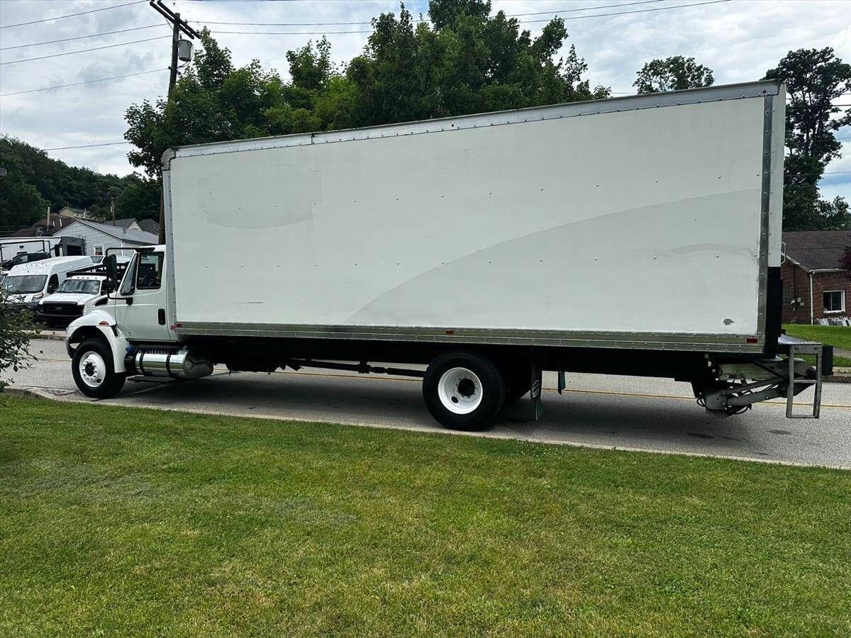 2019 International DuraStar 4300 6