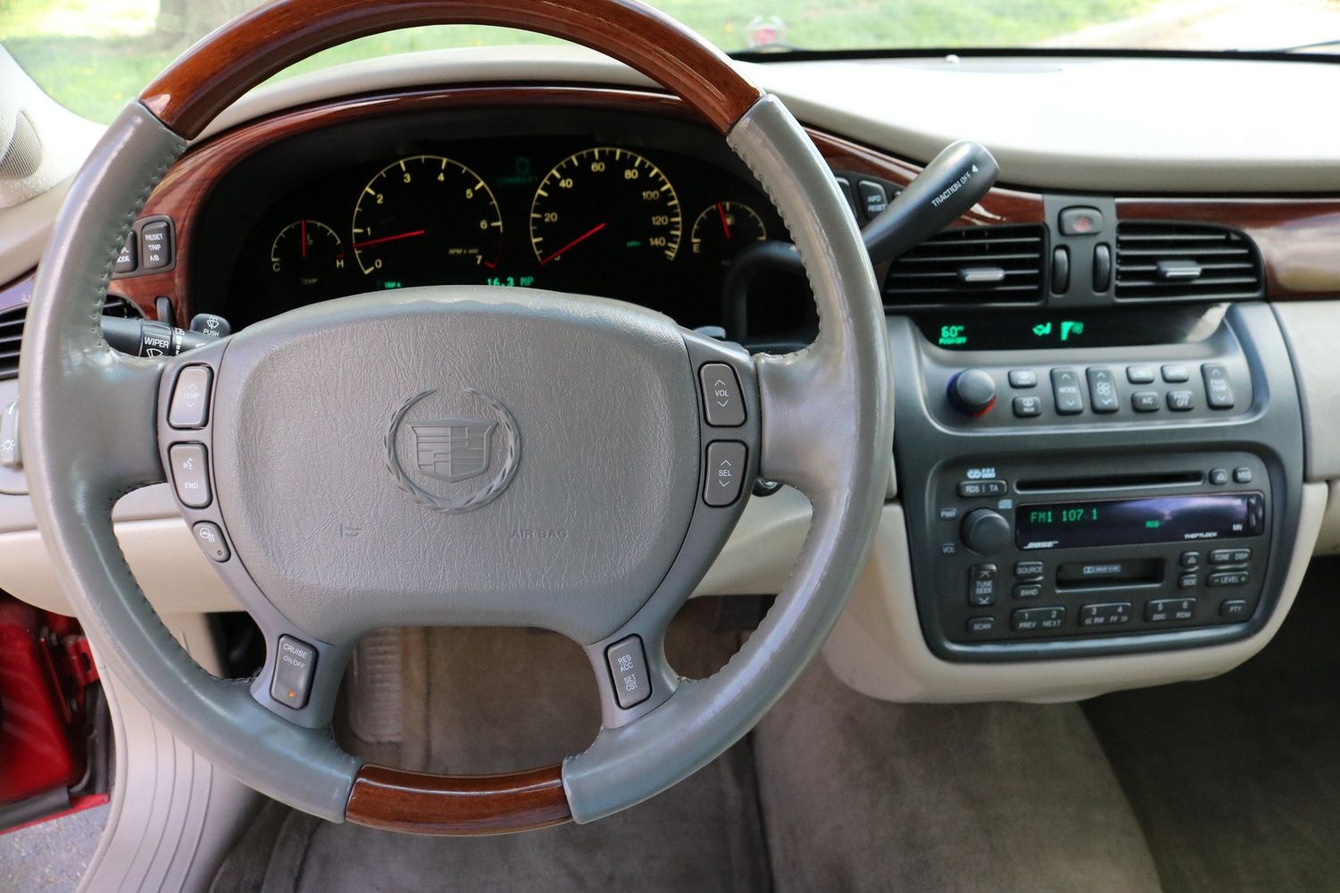 2005 Cadillac DeVille DHS Victory Motors of Colorado