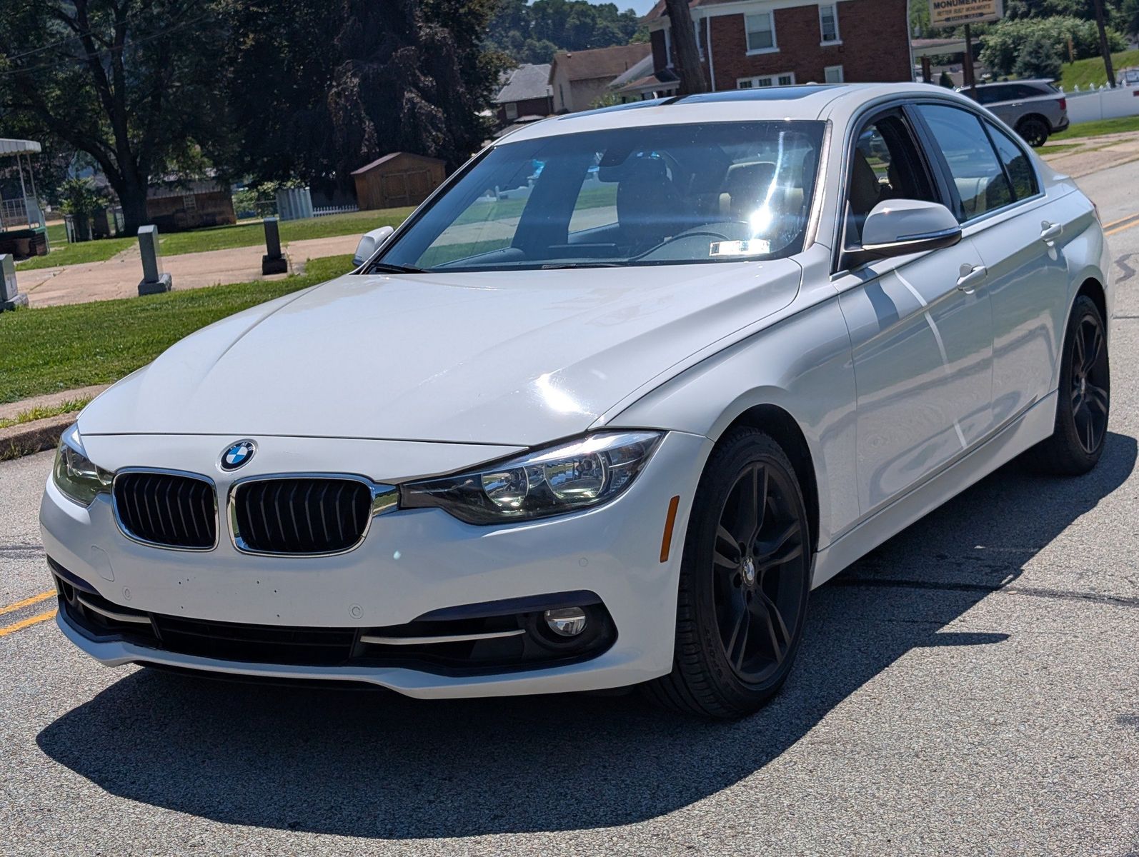 2017 BMW 330i 21