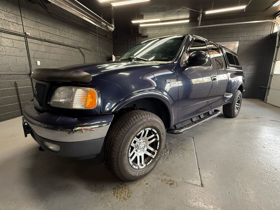 2001 Ford F-150 XLT