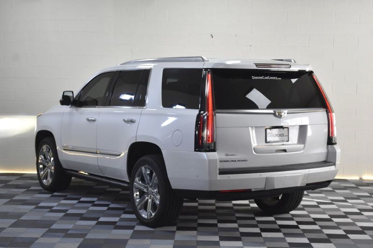 2017 Cadillac Escalade Premium Luxury