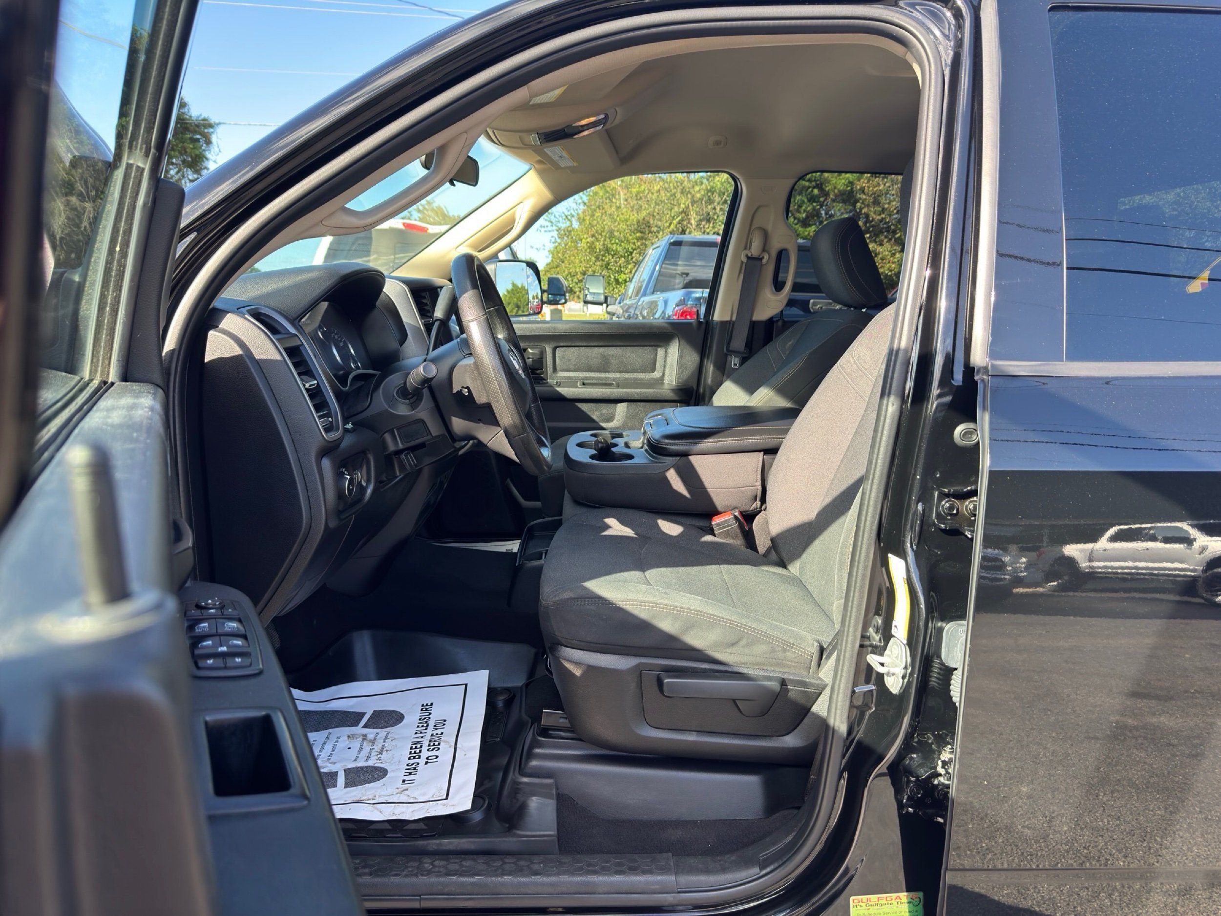 2020 Ram 3500 Tradesman photo 13