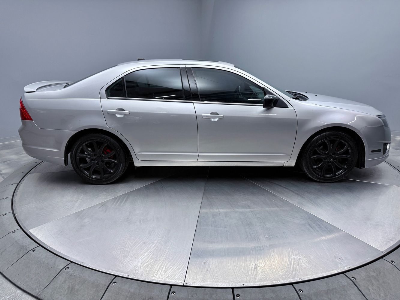 2012 Ford Fusion SEL photo 4