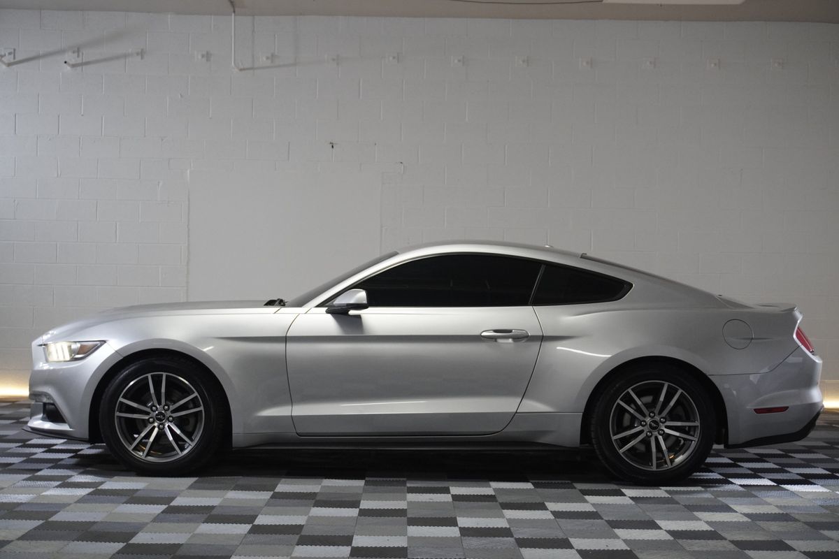 2017 Ford Mustang EcoBoost