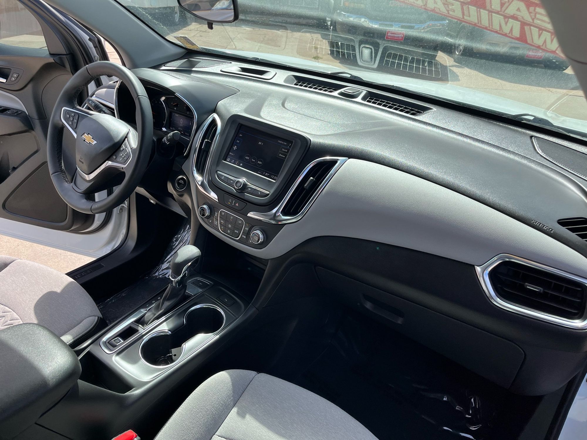 2023 Chevrolet Equinox LT photo 20