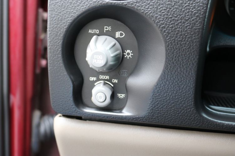 2001 Pontiac Aztek | Victory Motors of Colorado