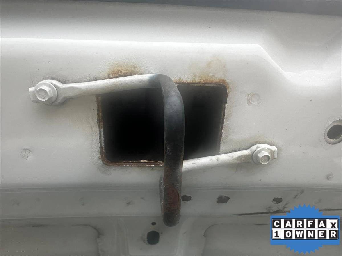 2017 Ford E-Series 54