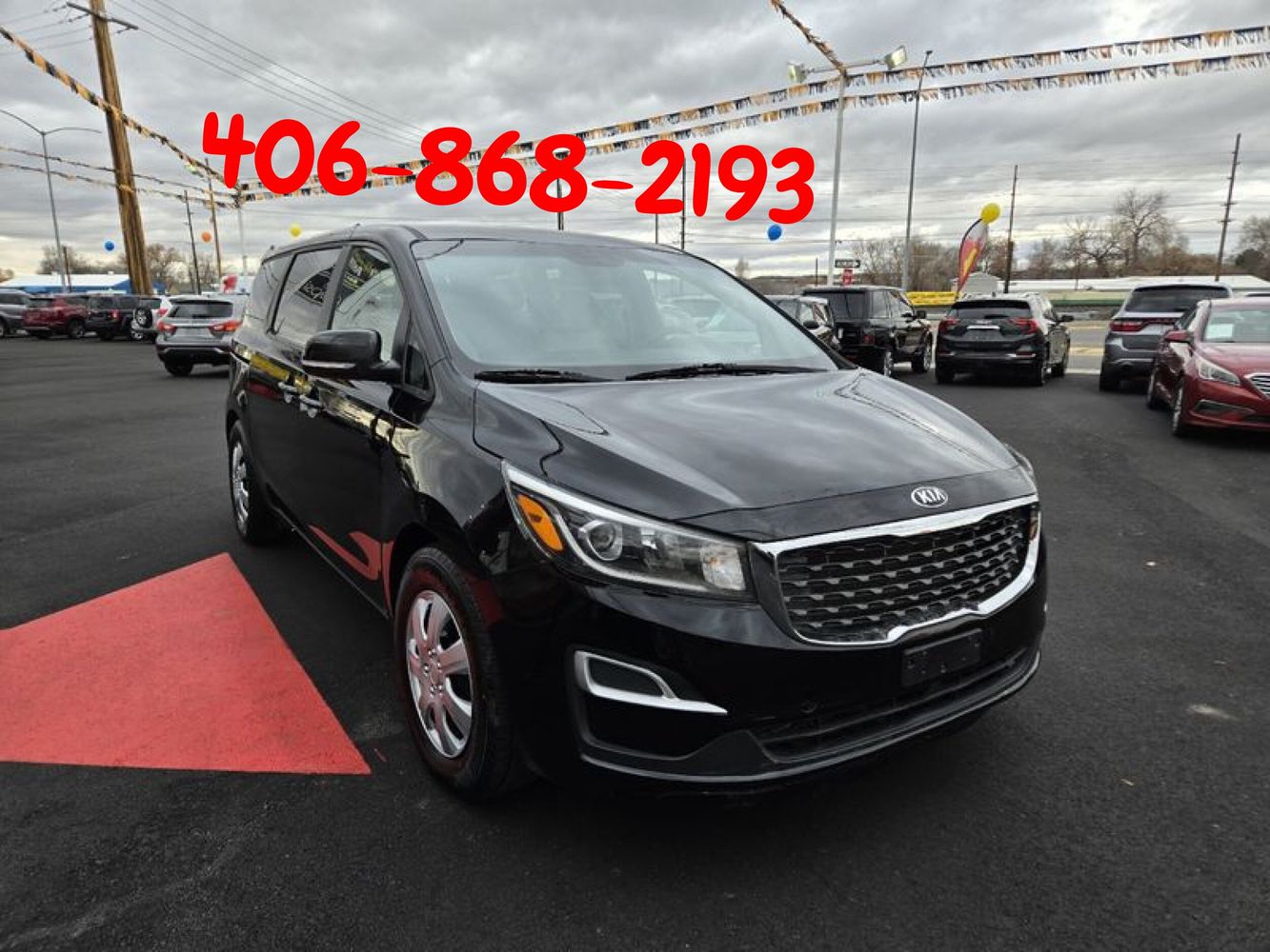 2019 Kia Sedona LX's photo