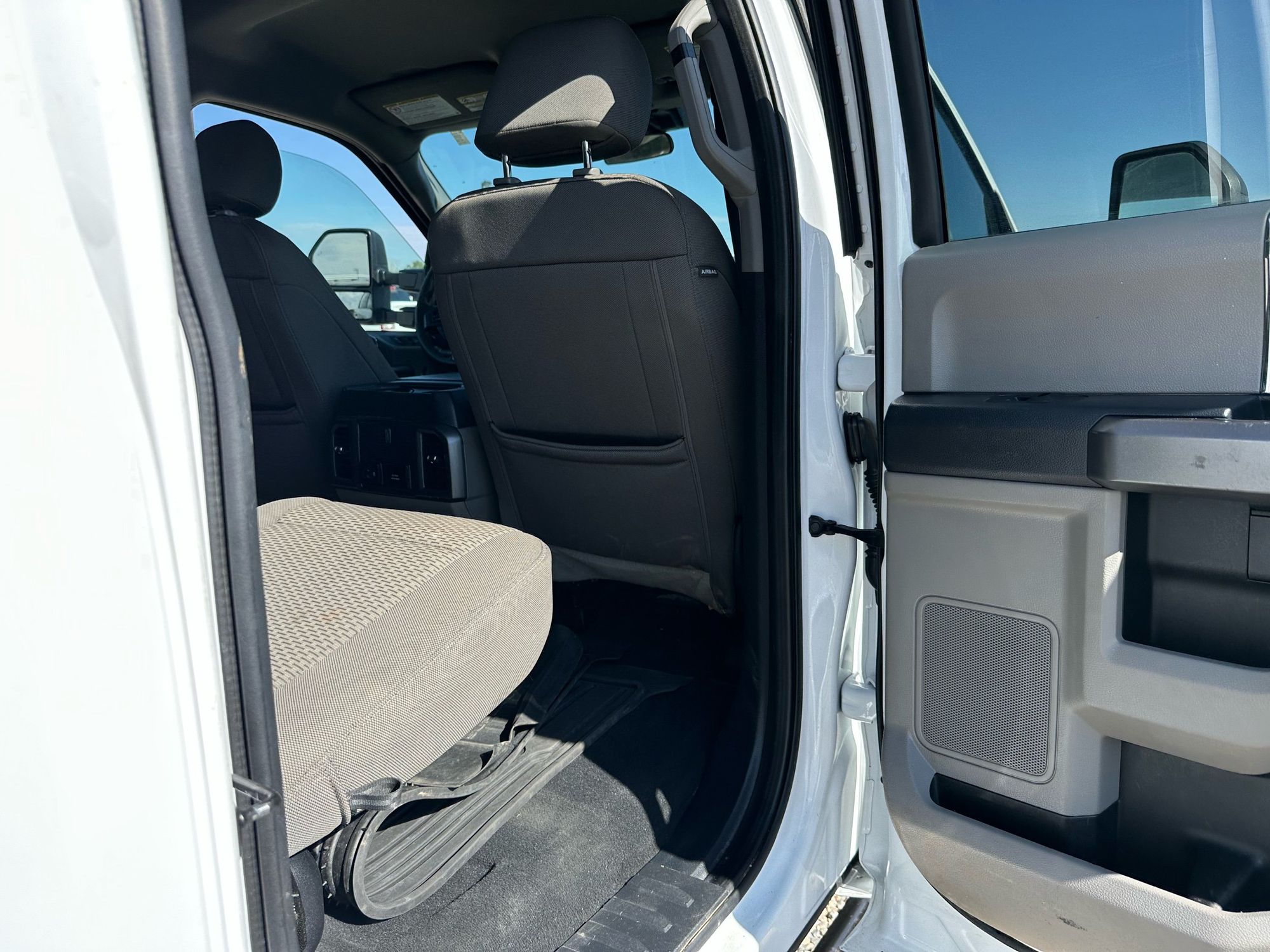 2022 Ford F-250 XLT photo 21
