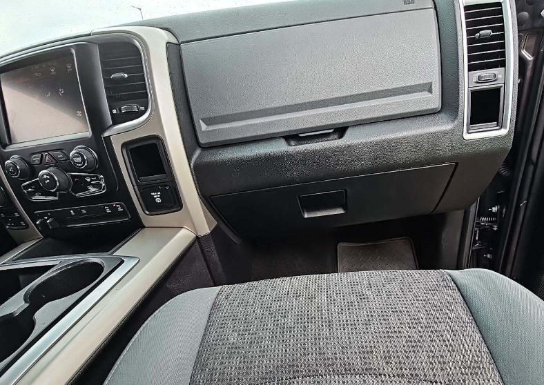 2014 Ram 1500 Big Horn photo 8