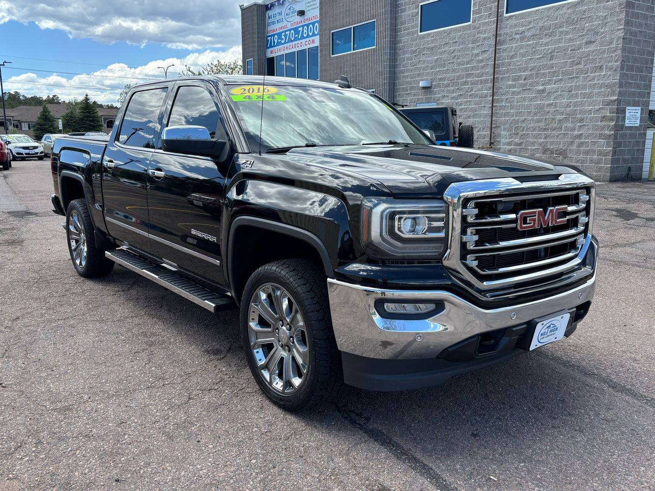 2016 GMC Sierra 4WD Crew Cab Short Box SLT's photo