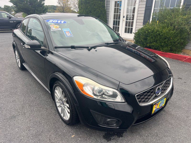 2011 Volvo C30 T5 R-Design photo 3