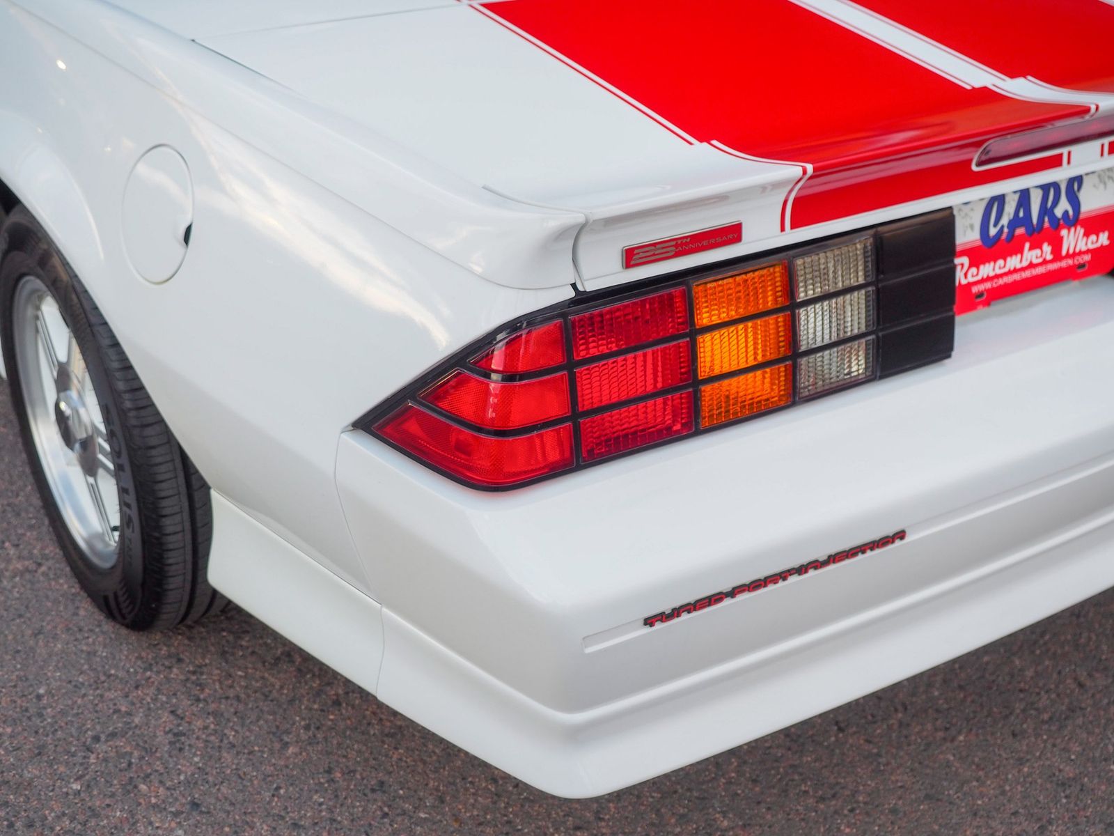 1992 Chevrolet Camaro 18