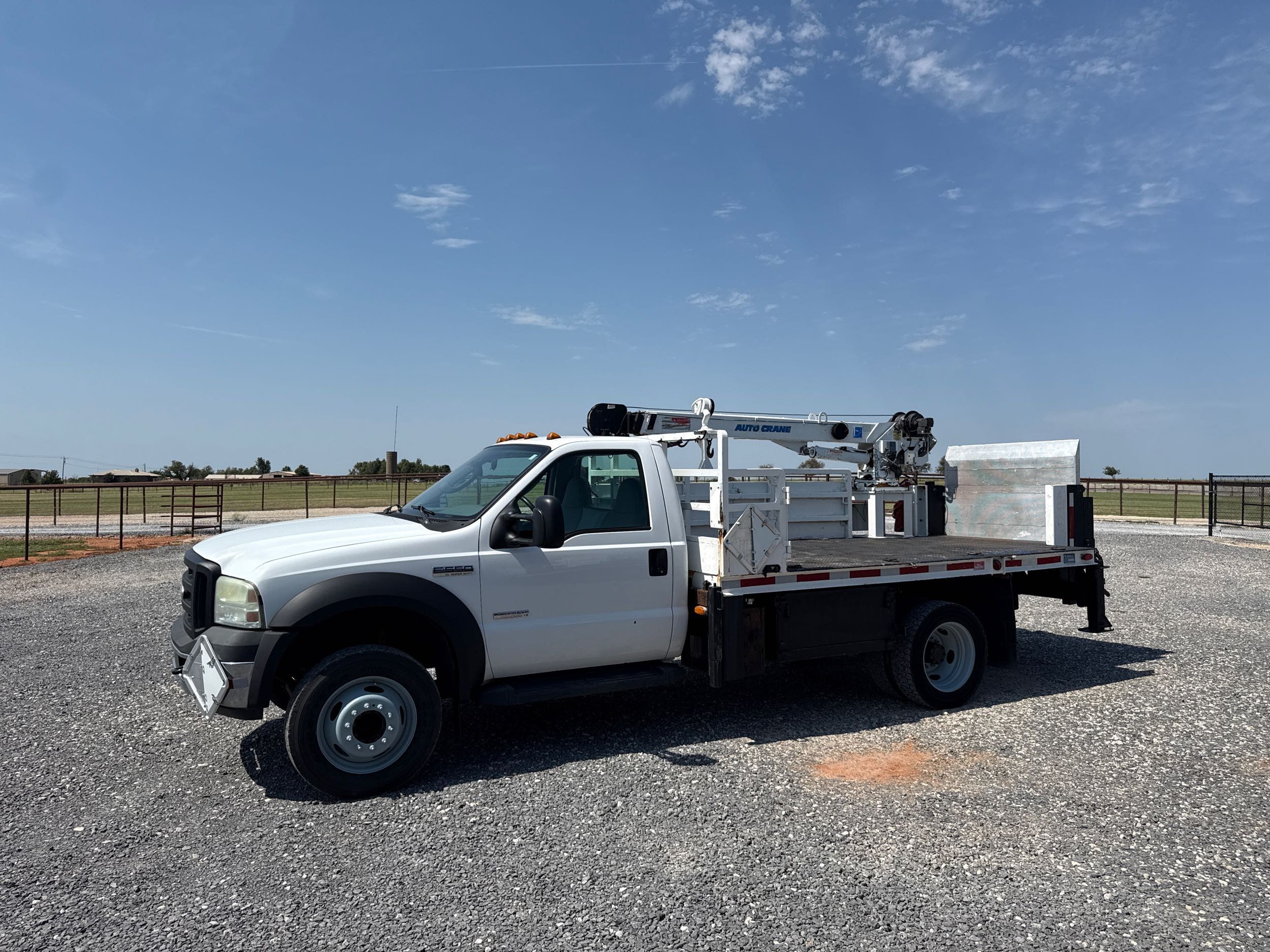 2006 Ford F-550's photo