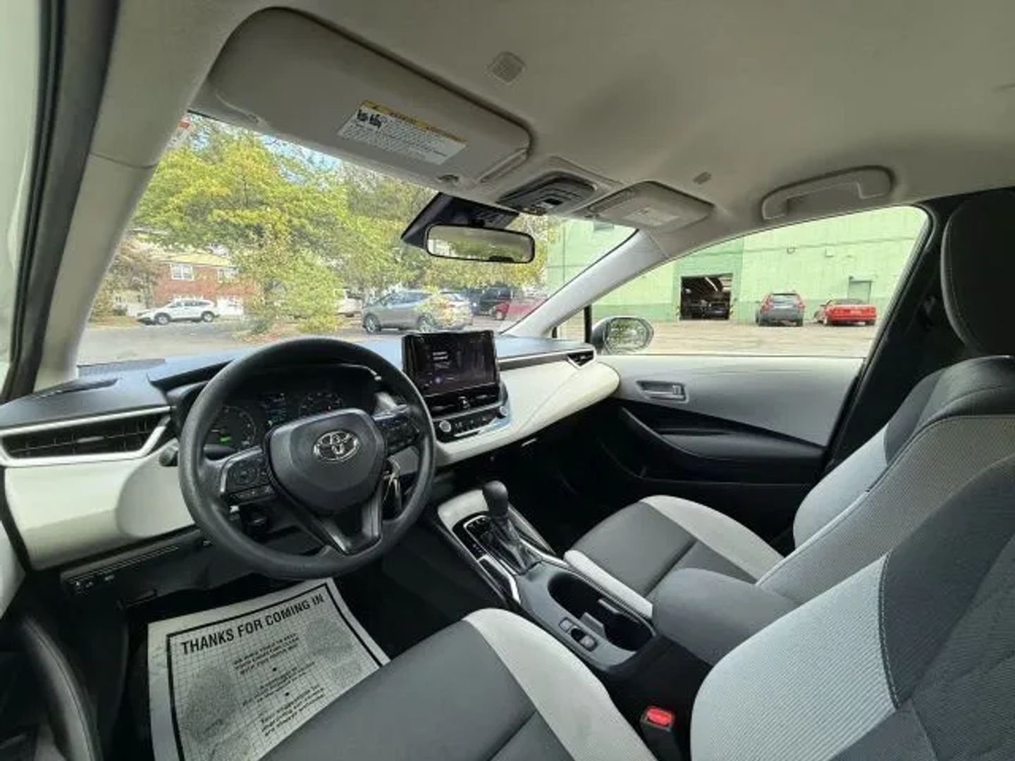 2023 Toyota Corolla LE - Photo 13