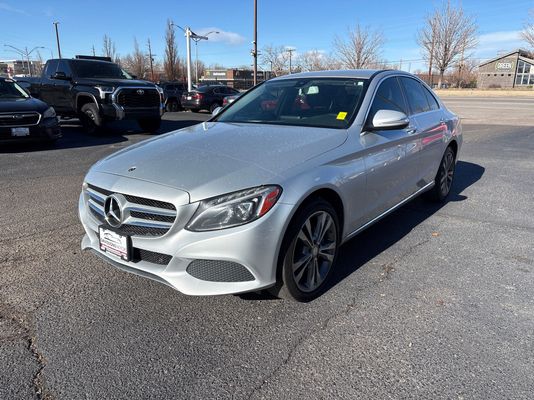 2015 Mercedes-Benz C-Class C300's photo