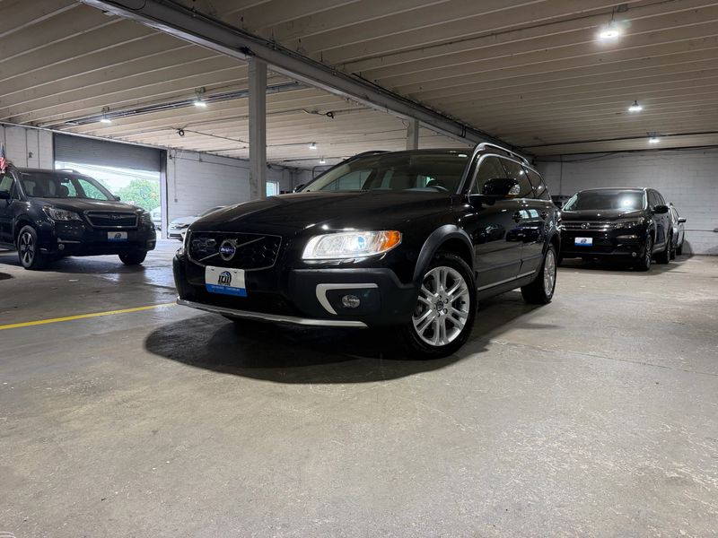 Black 2016 Volvo XC70 Wagon All-Wheel Drive 6-Speed Automatic