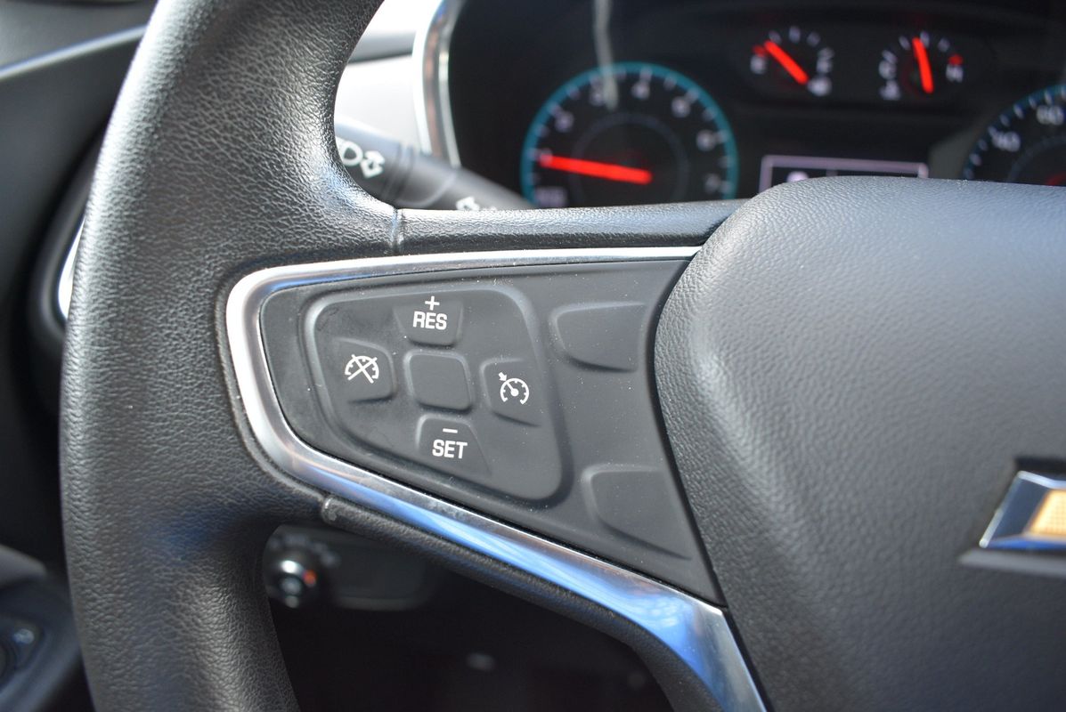 2018 Chevrolet Equinox LS