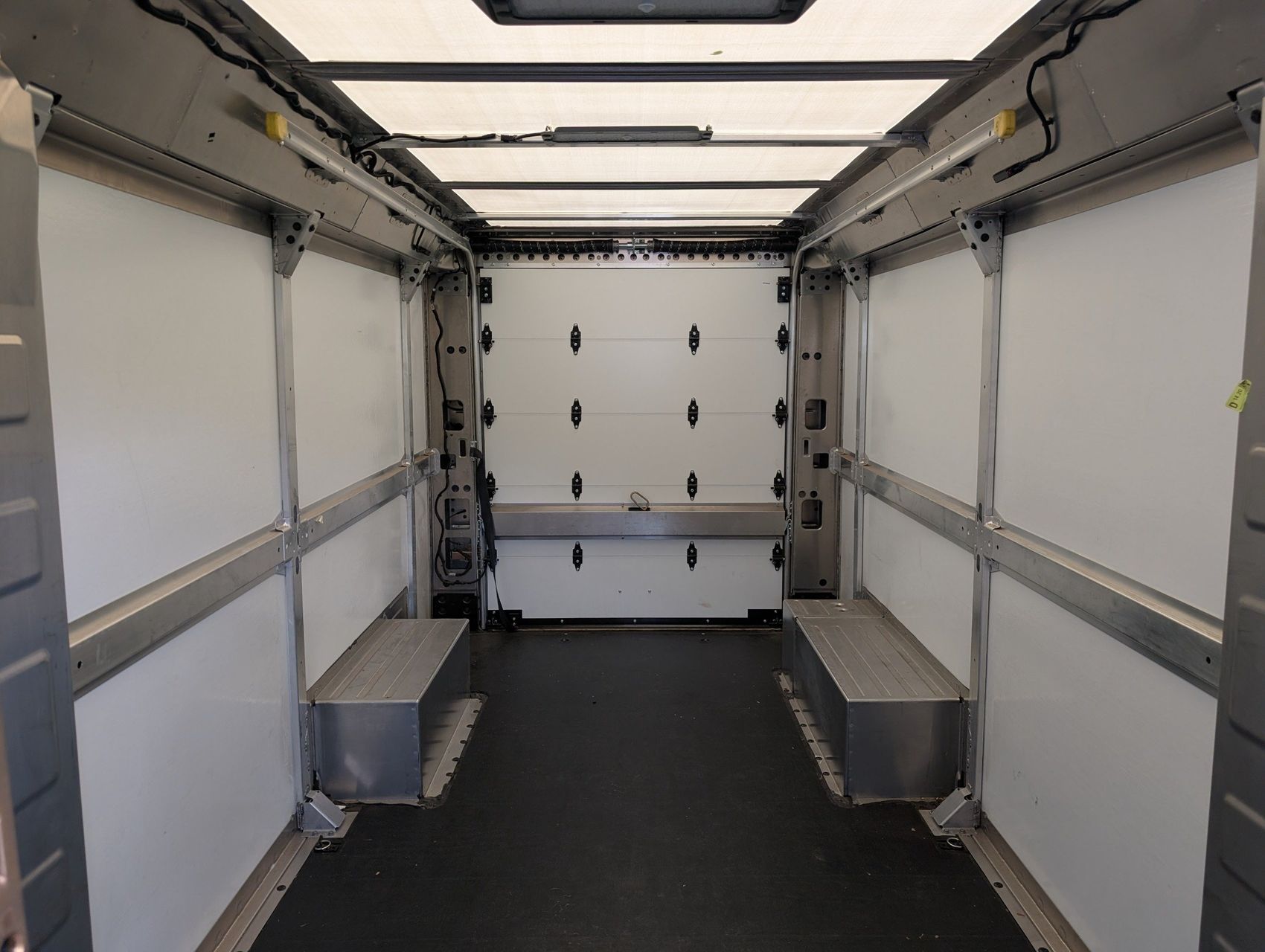 2024 BrightDrop Zevo 600 35
