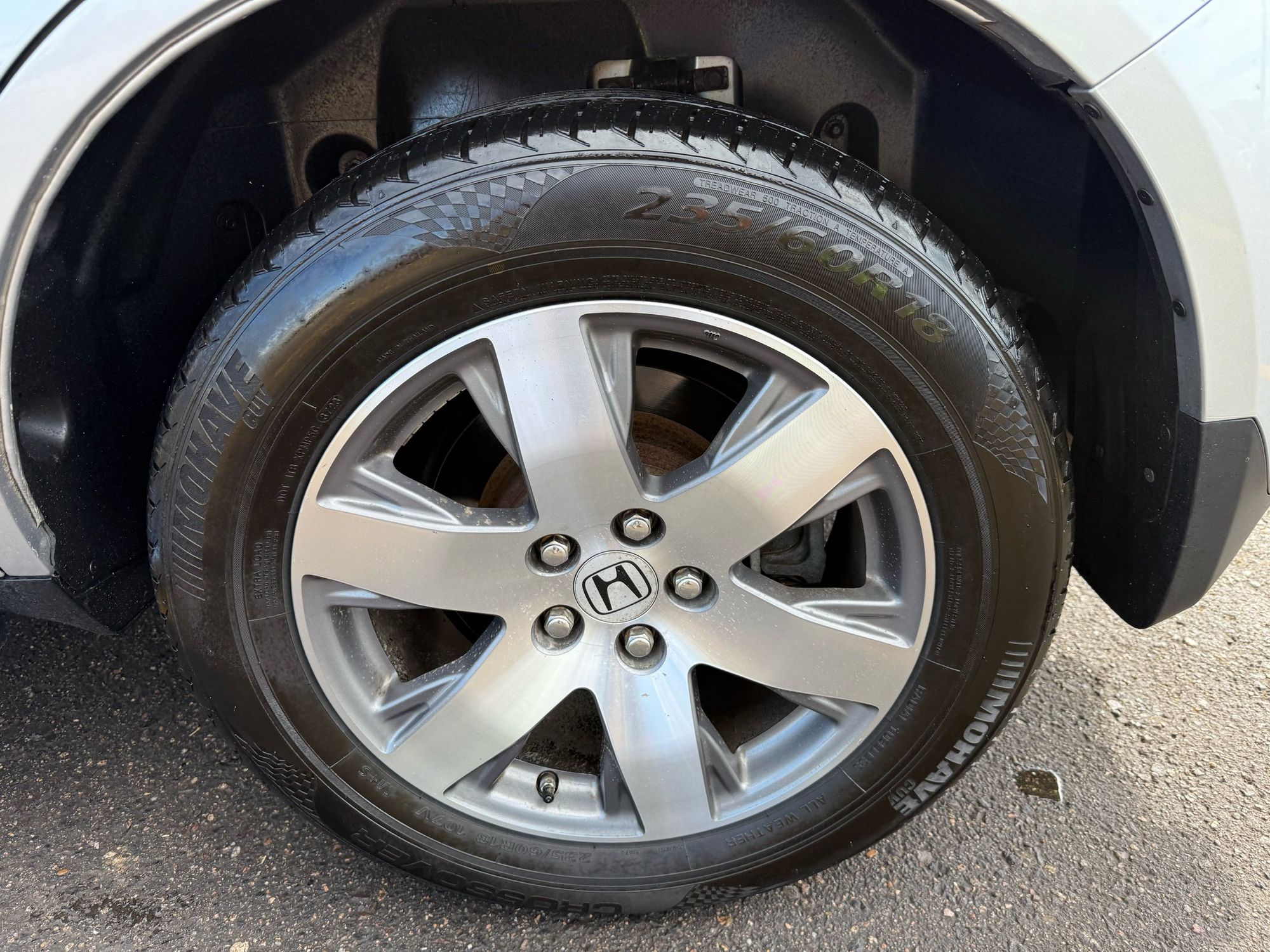 2014 Honda Pilot Touring photo 11