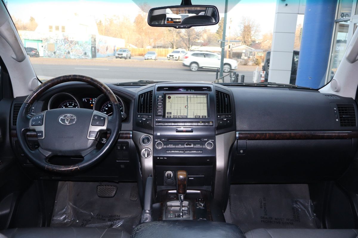 2009 Toyota Land Cruiser 