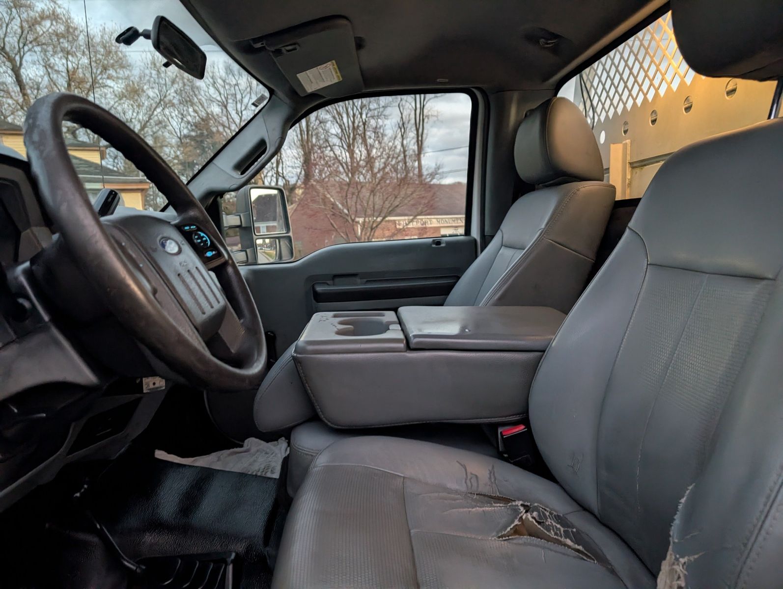 2012 Ford F-550 Super Duty 56