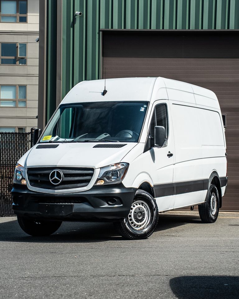 2017 Mercedes-Benz Sprinter WORKER Cargo Van Base