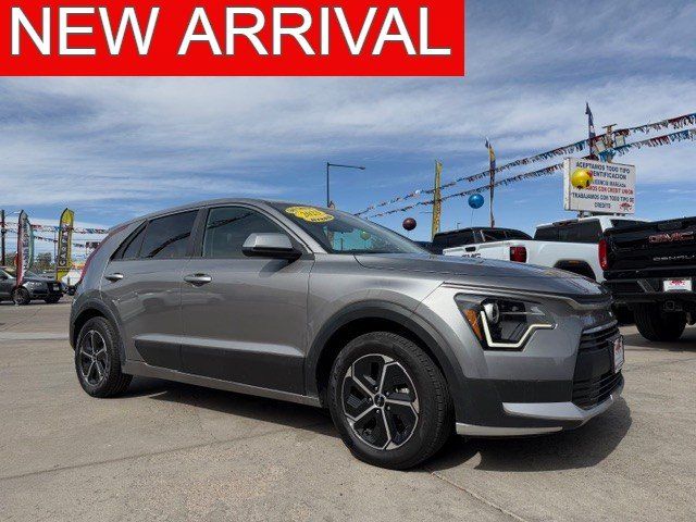 Gray 2023 Kia Niro EX FWD SUV / Crossover Front-Wheel Drive 6-Speed Automatic
