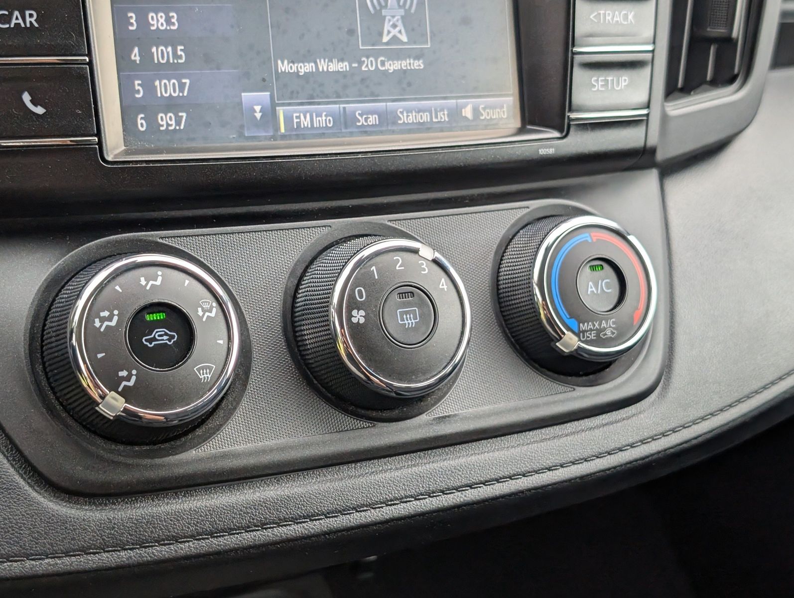 2017 Toyota RAV4 50