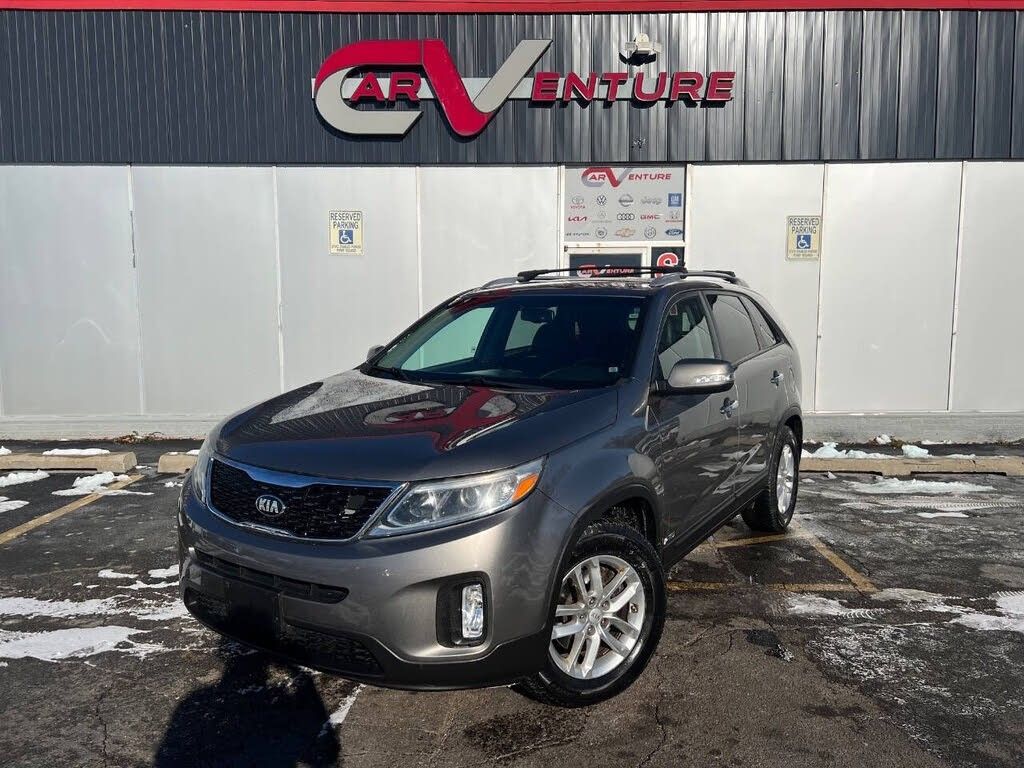 2015 Kia Sorento LX's photo