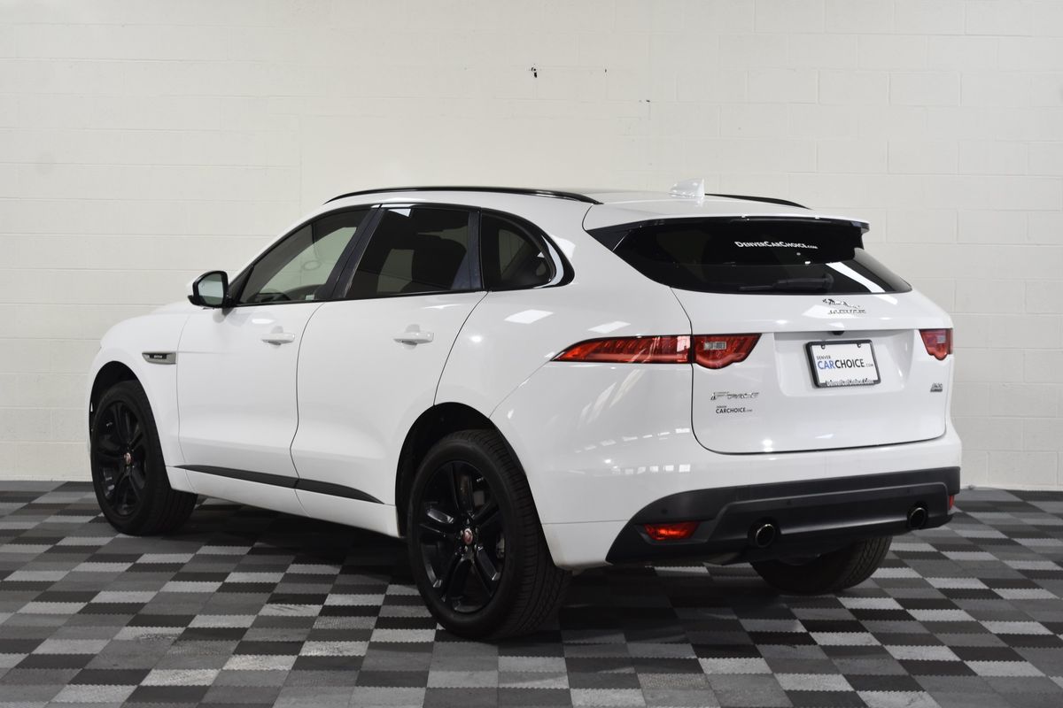2018 Jaguar F-PACE 30t R-Sport