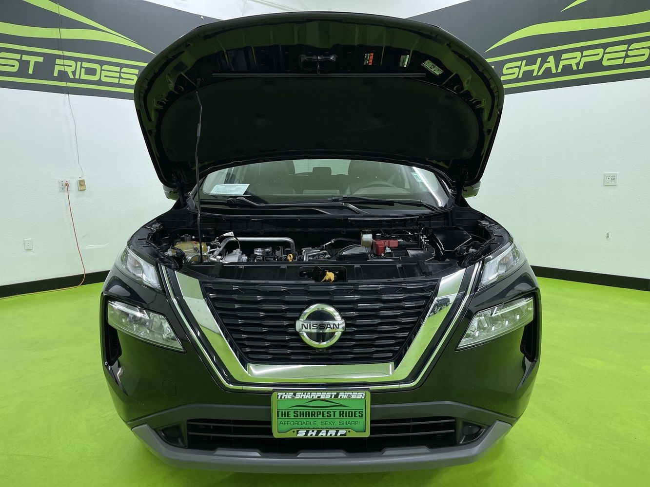 2021 Nissan Rogue SV photo 4