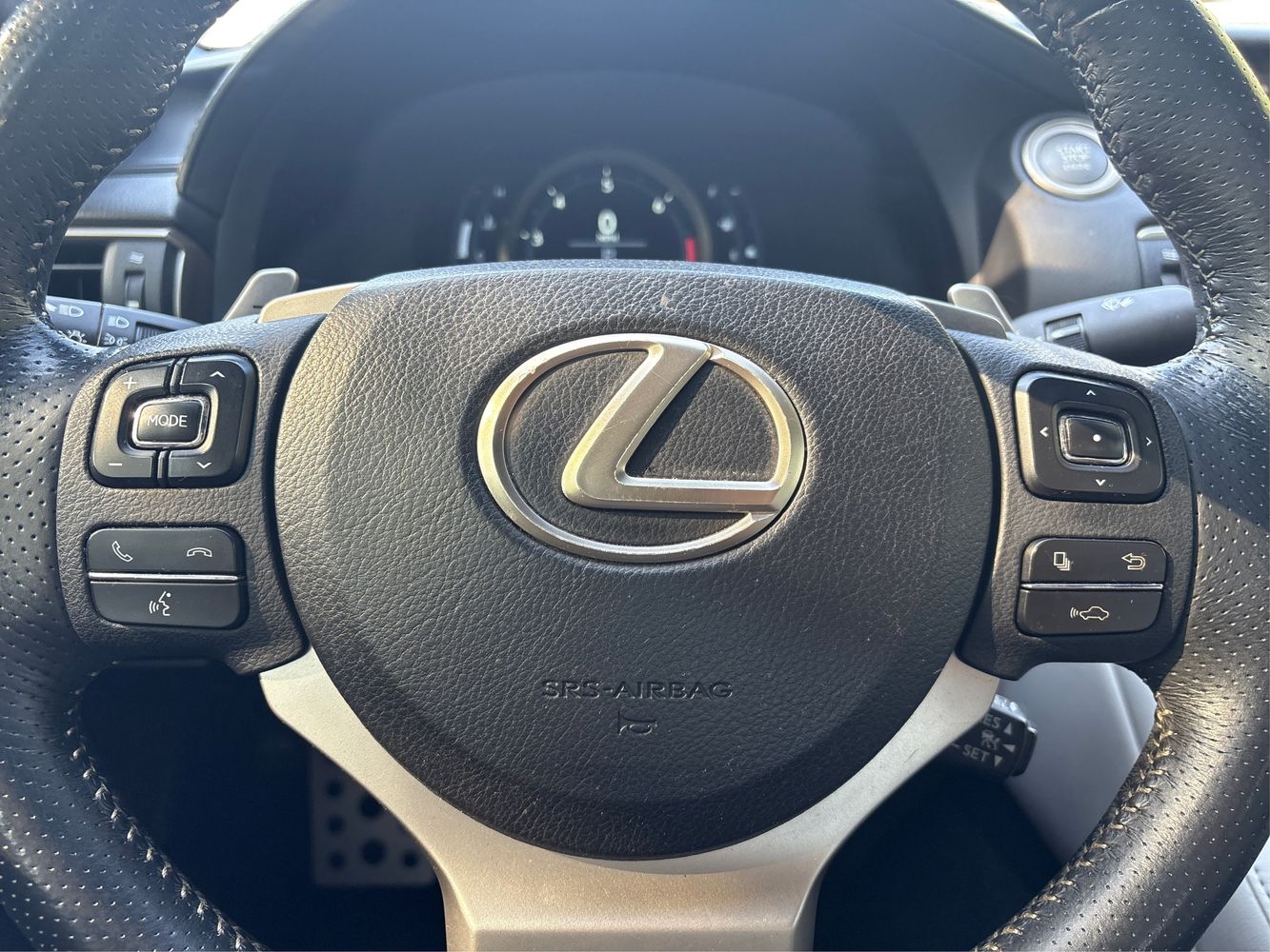 2015 Lexus RC 350 photo 23