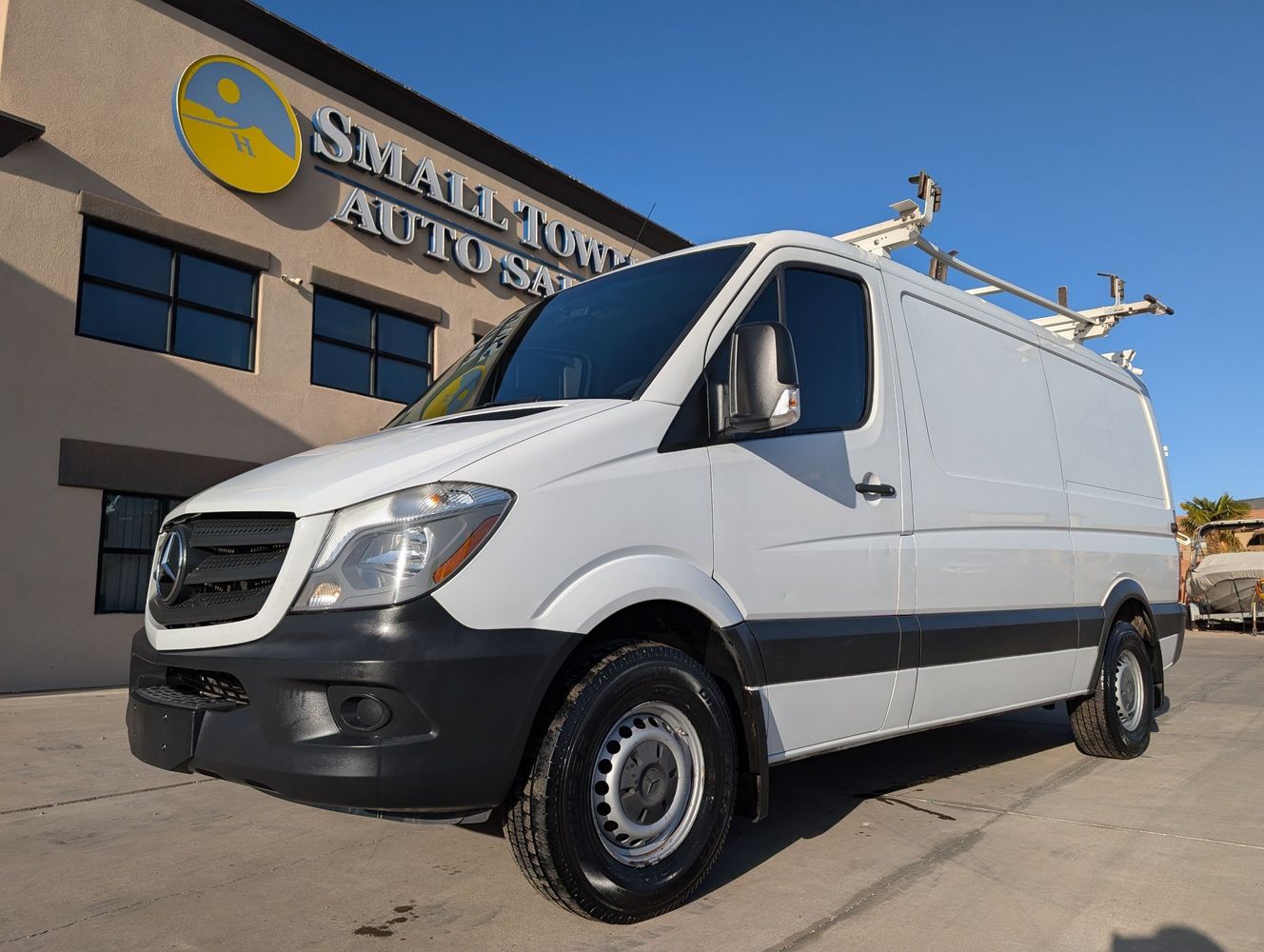 2017 Mercedes-Benz Sprinter WORKER Cargo Van Base