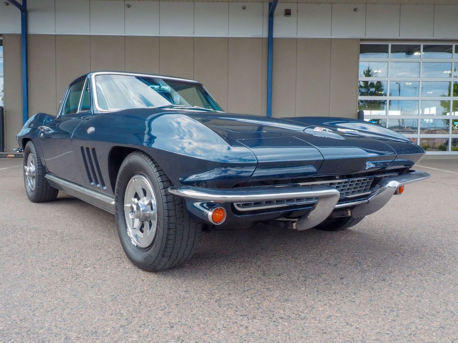 1966 Chevrolet Corvette 17